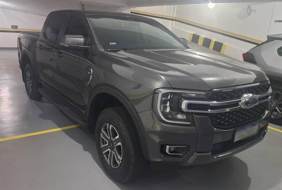 FORD RANGER 3.0 V6 TURBO DIESEL CD XLT 4X4 AUTOMÁTICO FORD RANGER 3.0 V6 TURBO DIESEL CD XLT 4X4 AUTOMÁTICO
